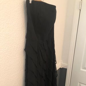 Women’s Strapless Semi-Formal Dress Size M